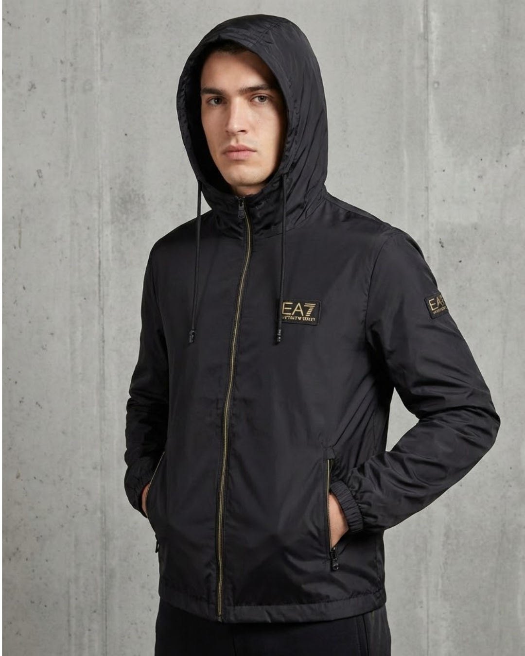 A/R : Jacket (hooded)