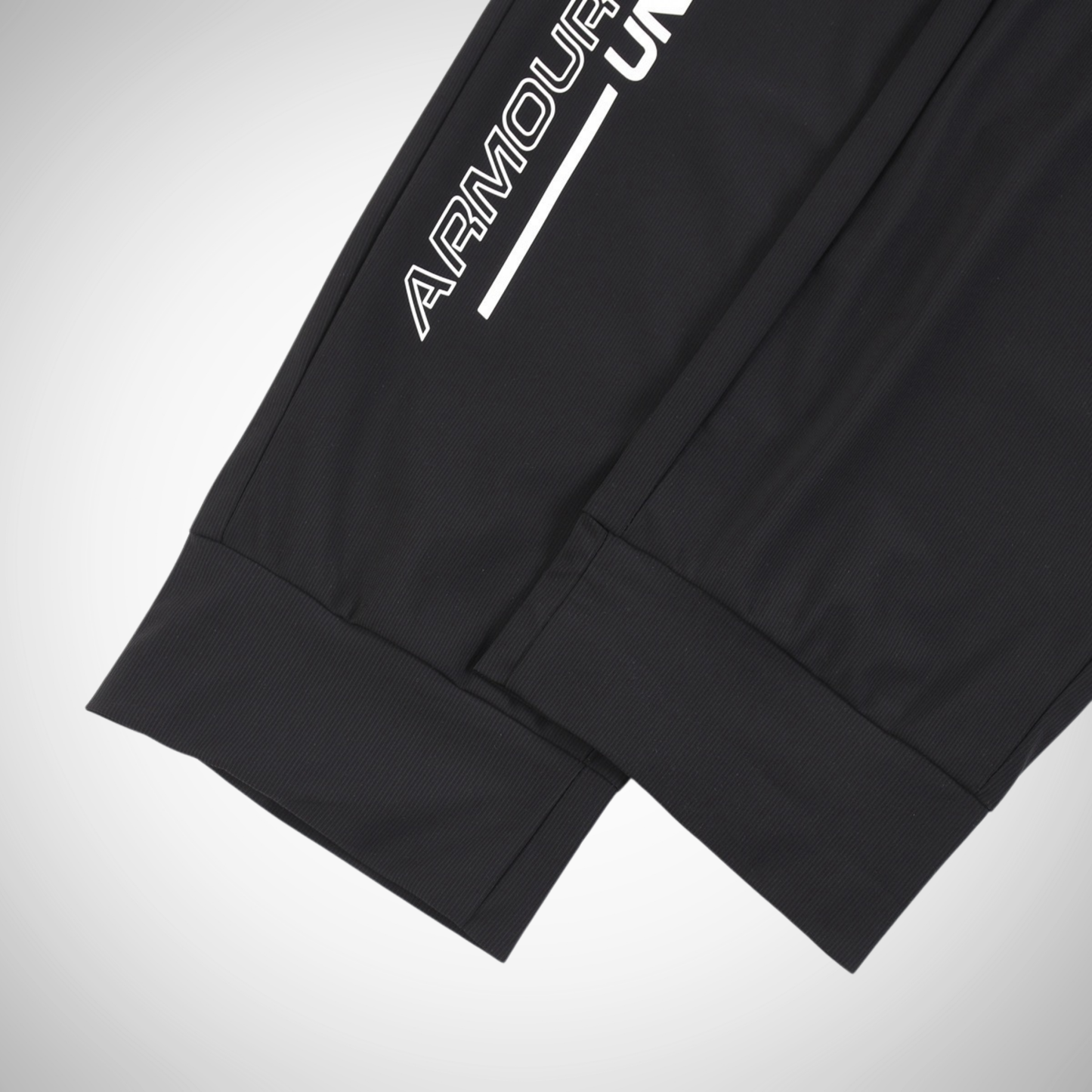 Trackpants