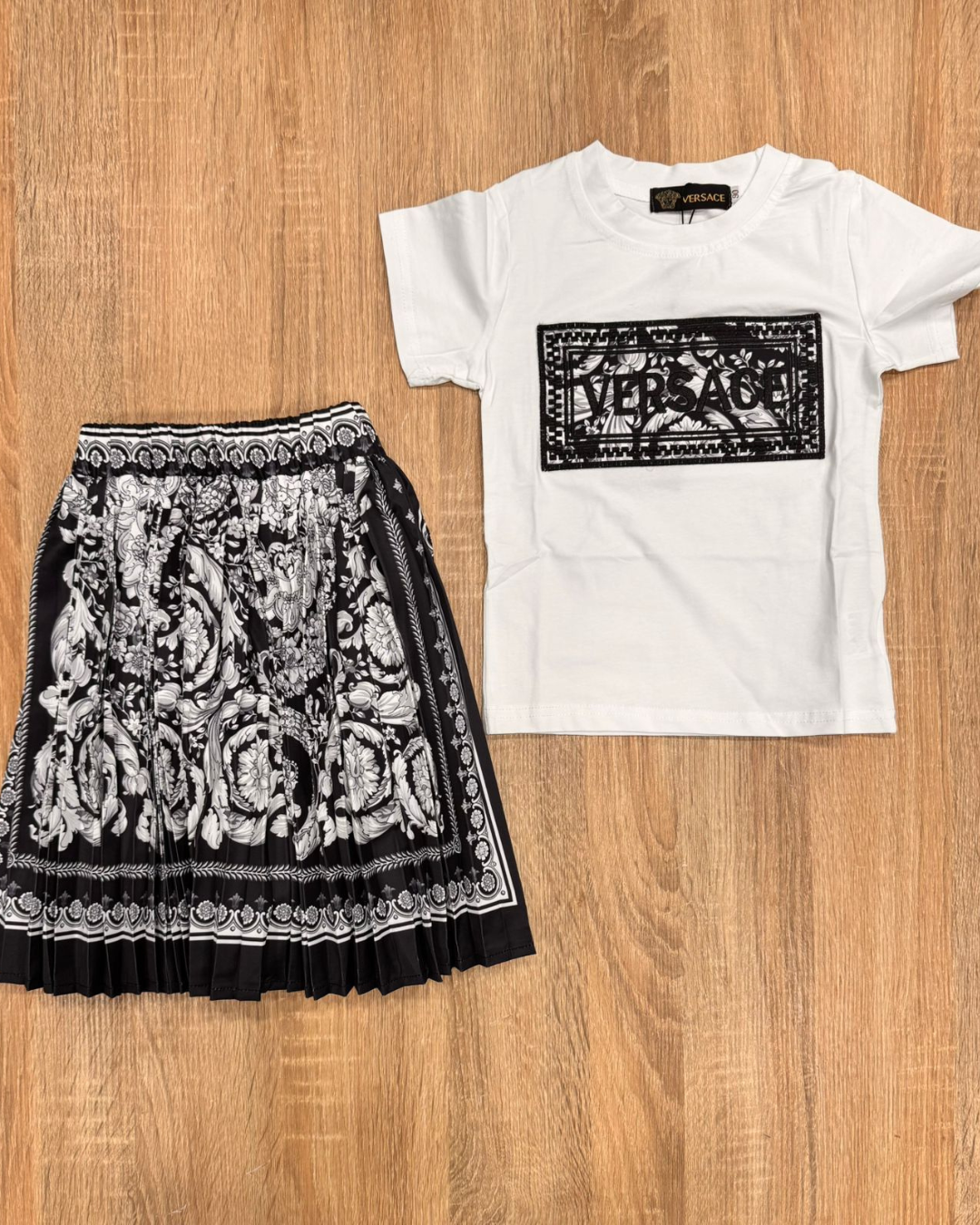 Skirt / Tee Set