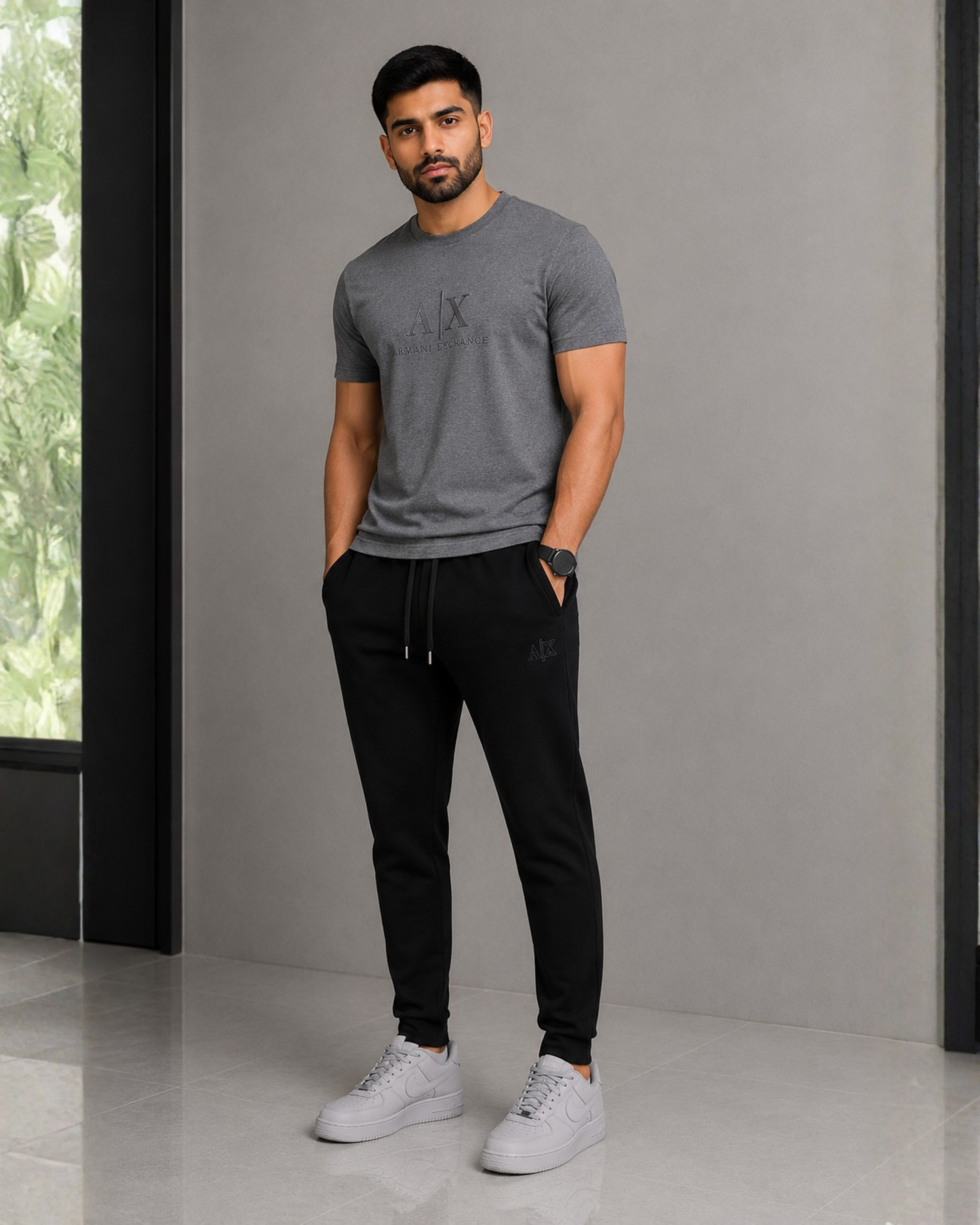 AR : Trackpants