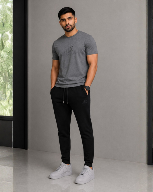 AR : Trackpants